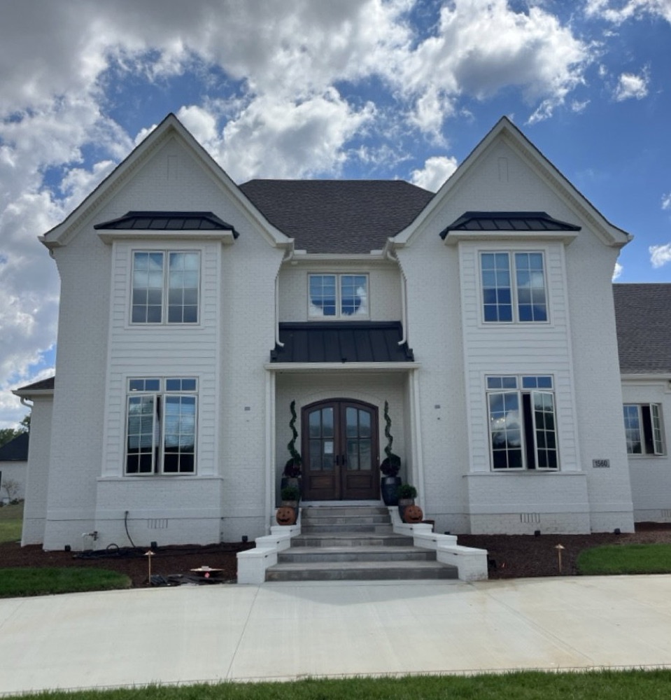 white henon house